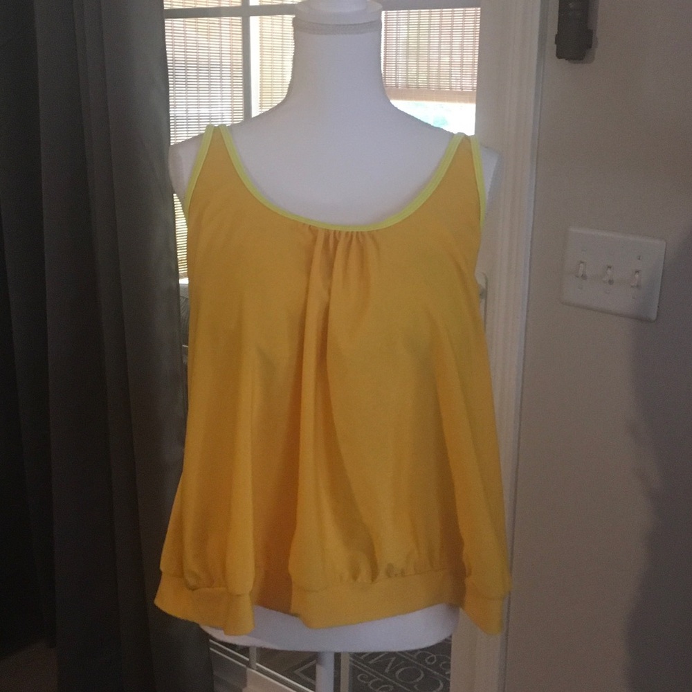 Women's Yellow Sleeveless Pleated Tank Top